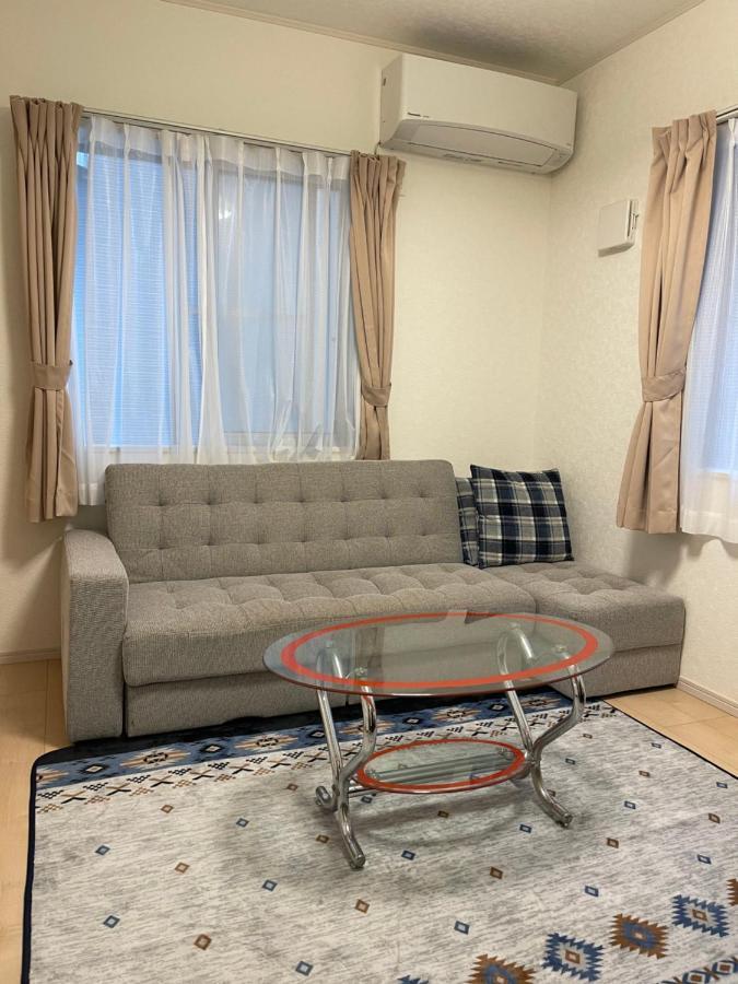 Privatunterkunft Bessalov 1st Friendly House Präfektur Tokio